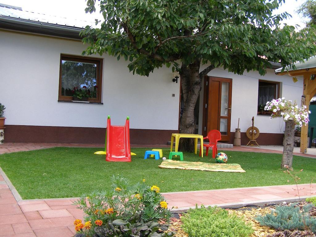 Privat Liptov 11 Daire Liptovský Mikuláš Dış mekan fotoğraf