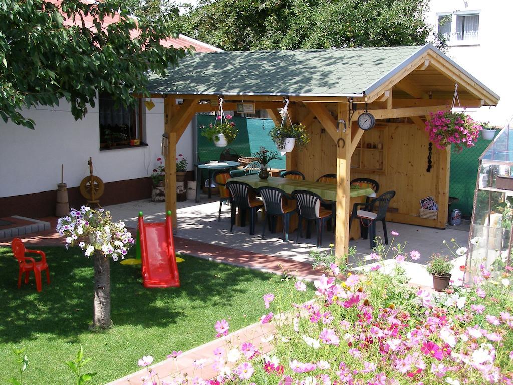 Privat Liptov 11 Daire Liptovský Mikuláš Dış mekan fotoğraf